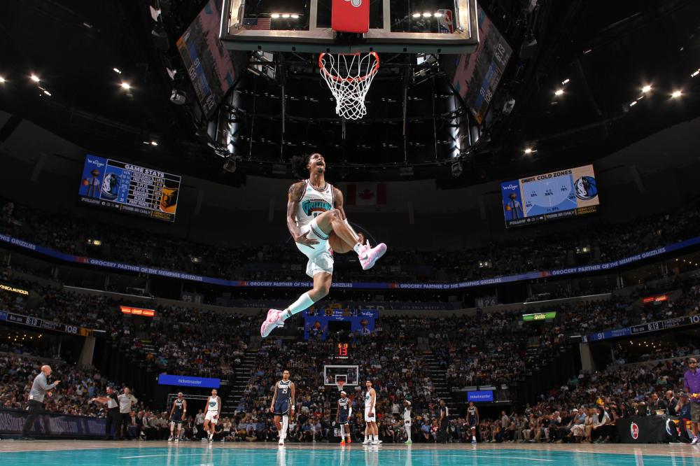 表现出对内 表现出对内